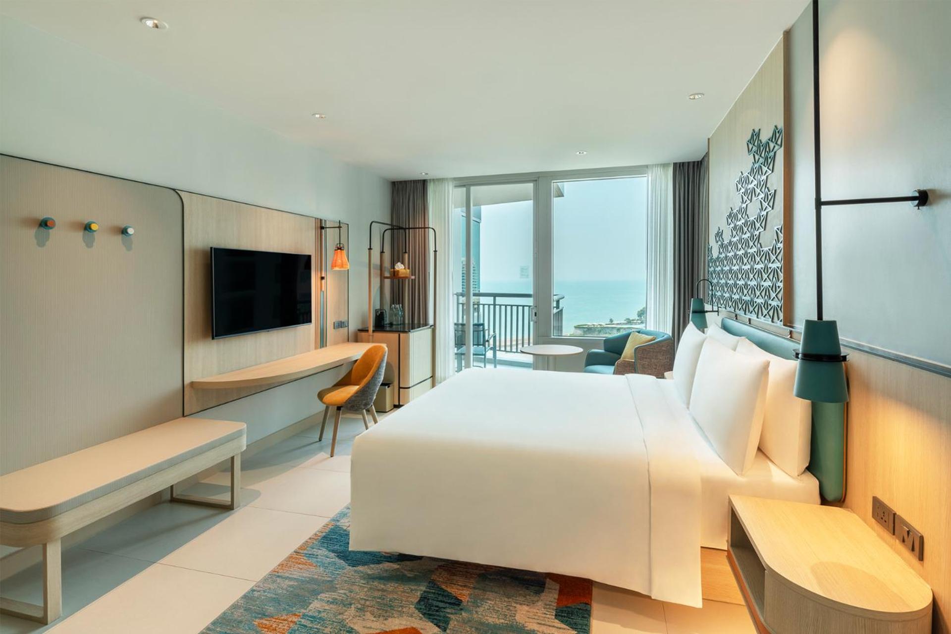 Standard King Room Ocean View Bay Tower