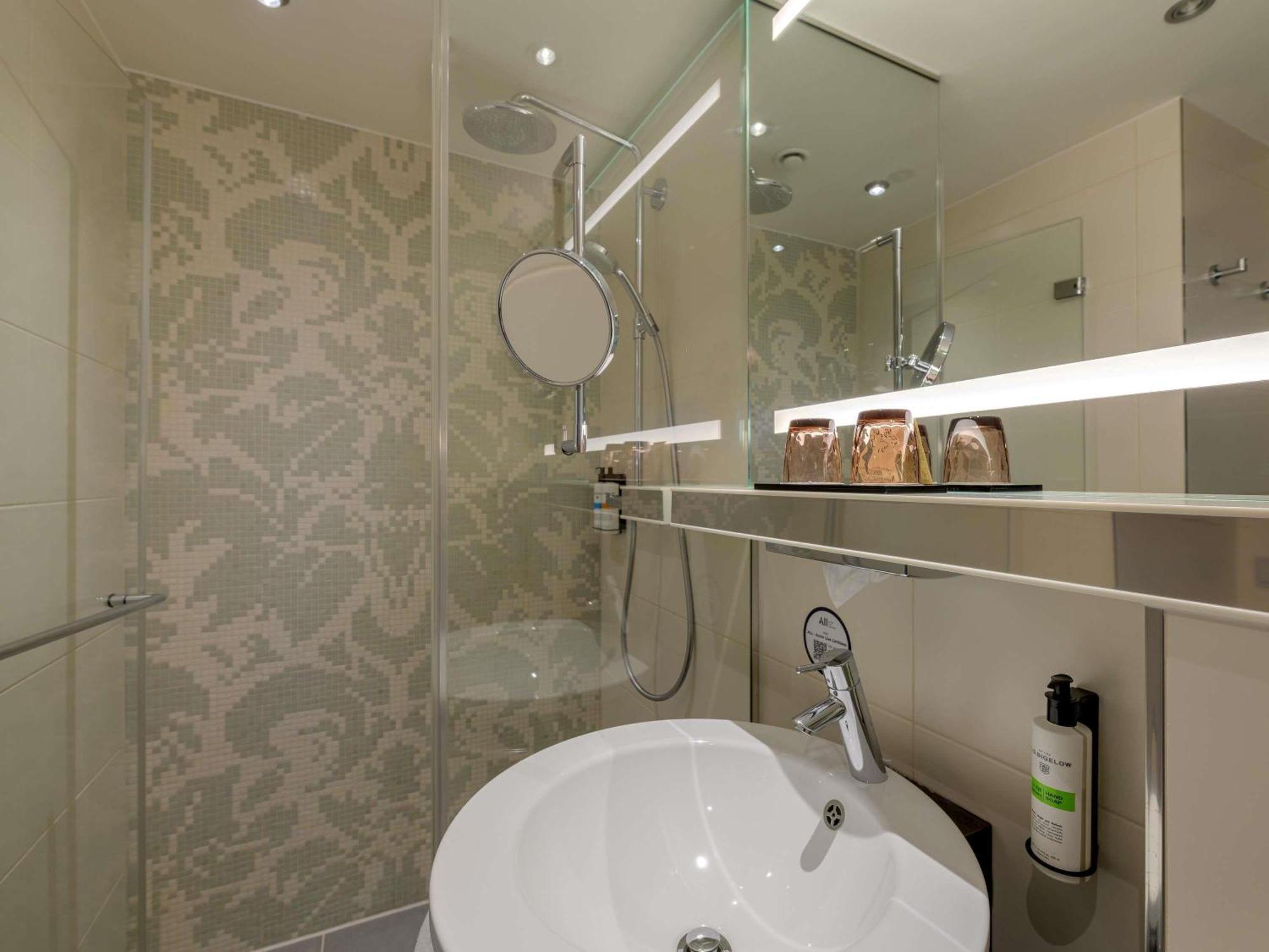 Superior Room 2 Single Beds