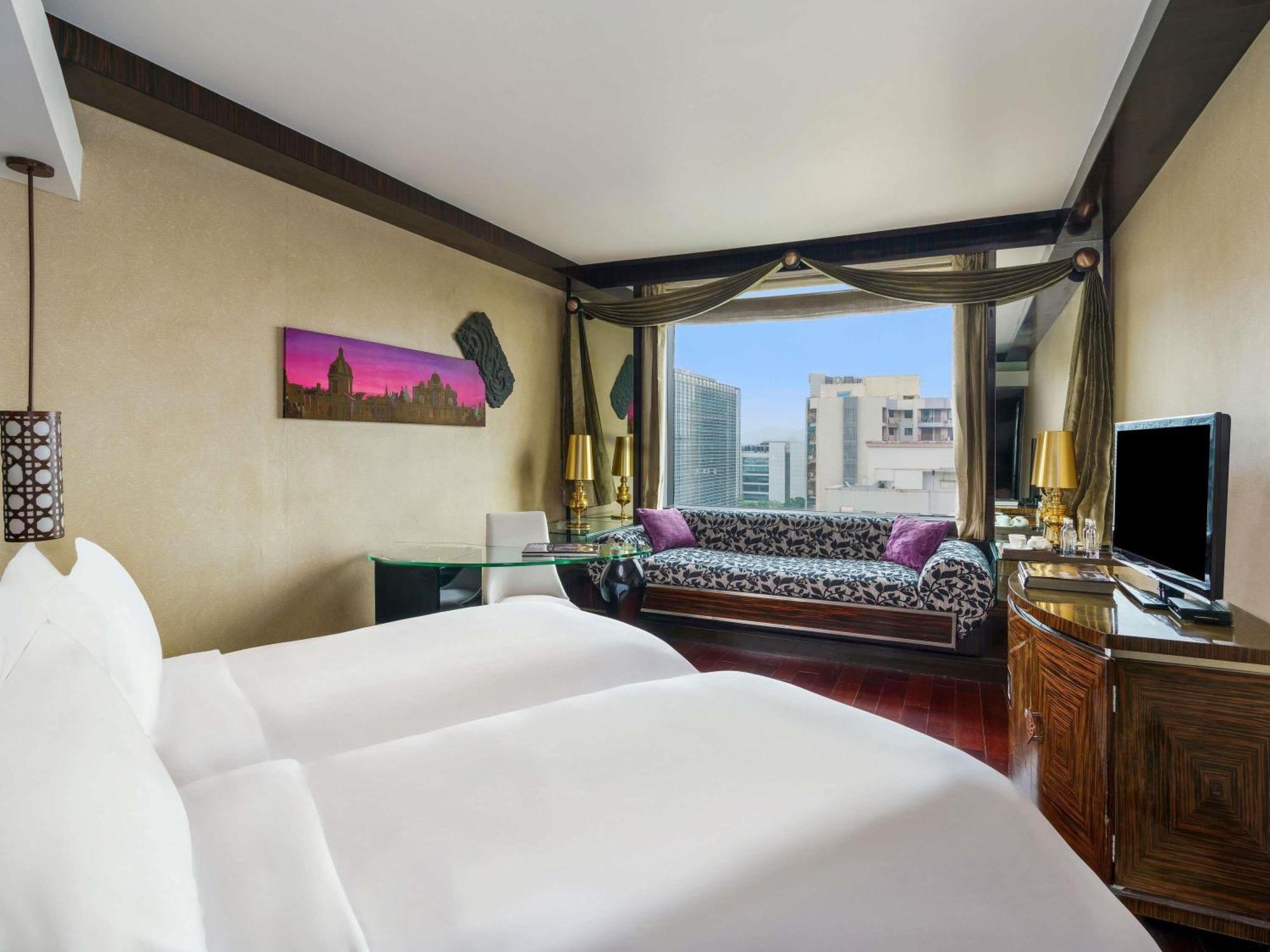 Executive Twin Room with Buffet Breakfast , 20% off on Food & Soft Beverages , Spa and Laundry