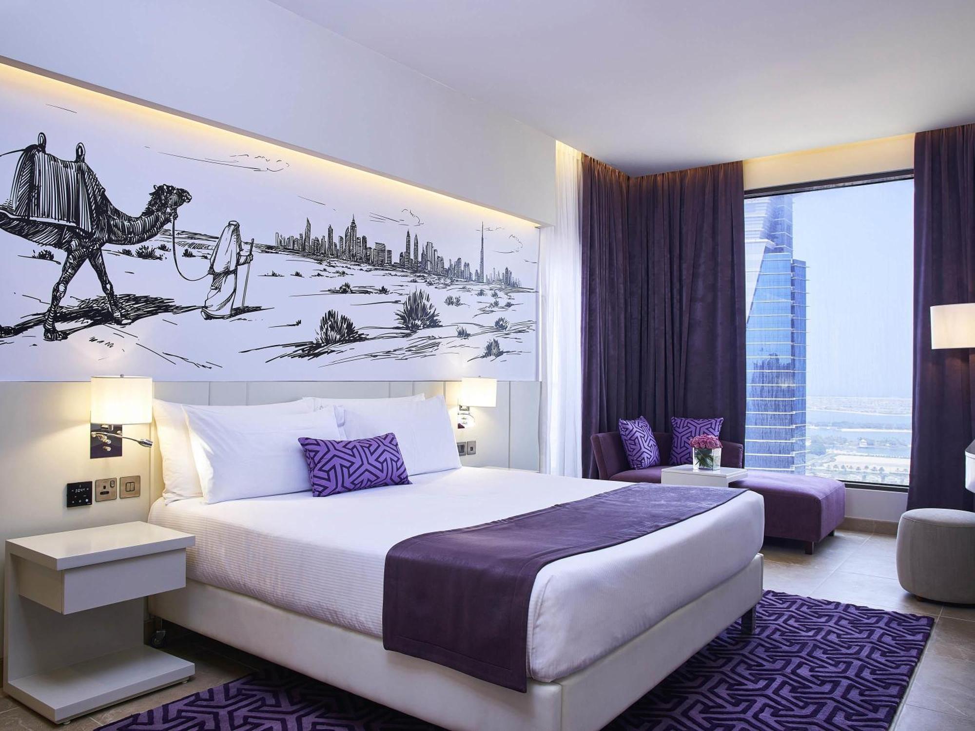 One-Bedroom Suite Skyline View King OR Twin Next to Metro Station