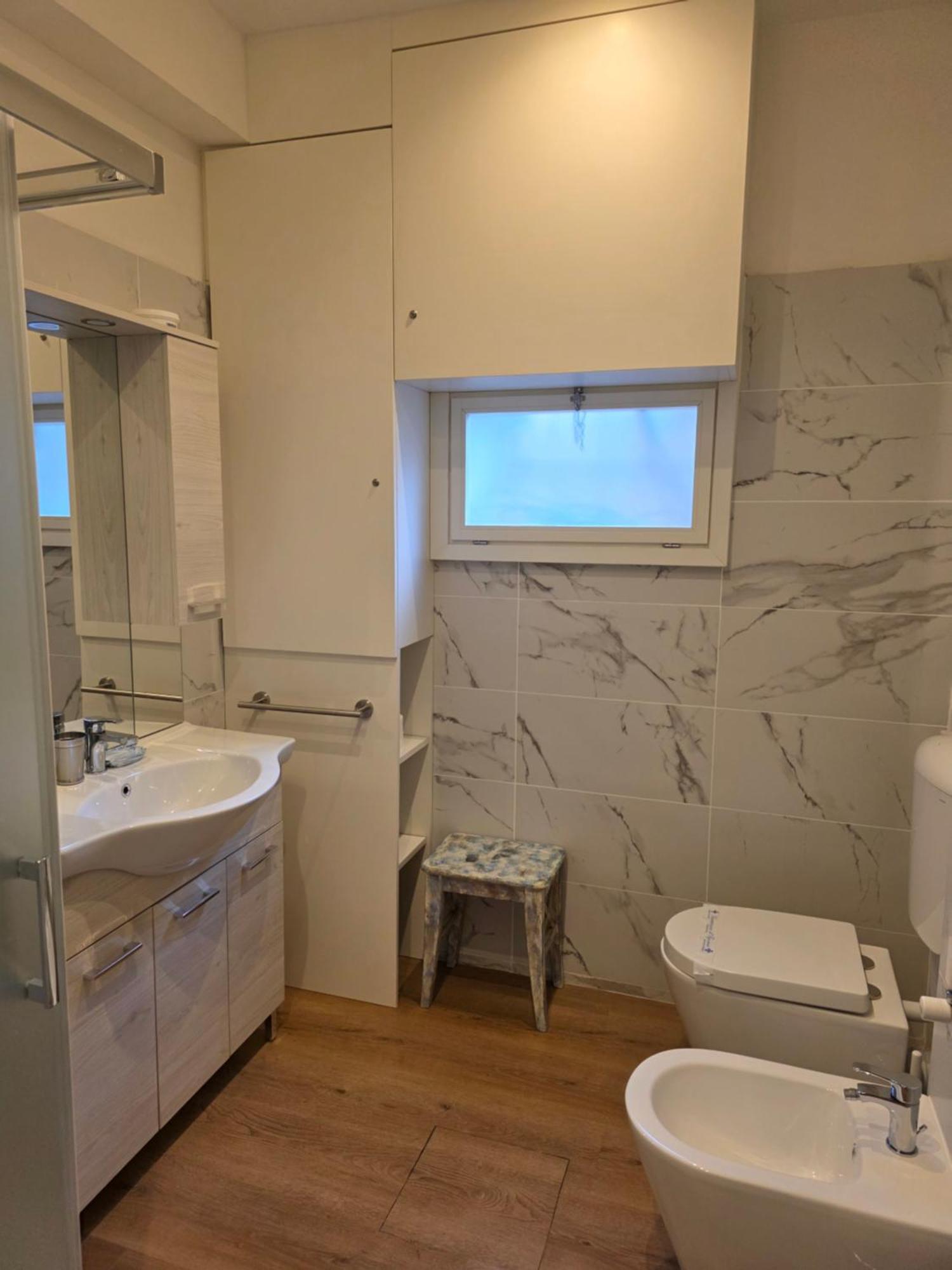 Deluxe Suite "Carlo Goldoni" Campo Santo Stefano View