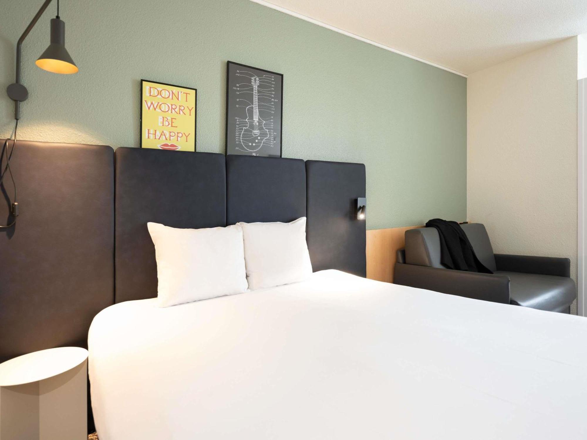 Standard Double Room Sofa
