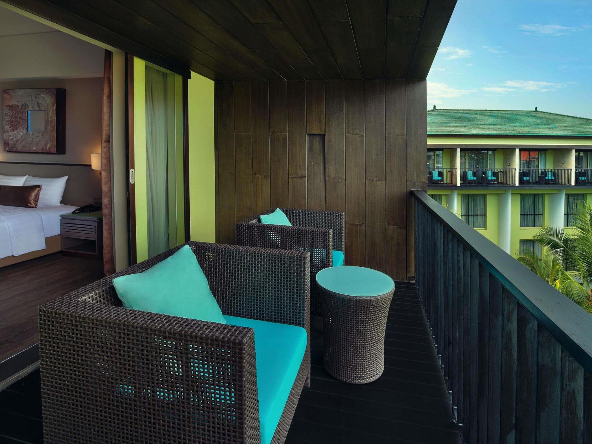 Deluxe King Room Balcony