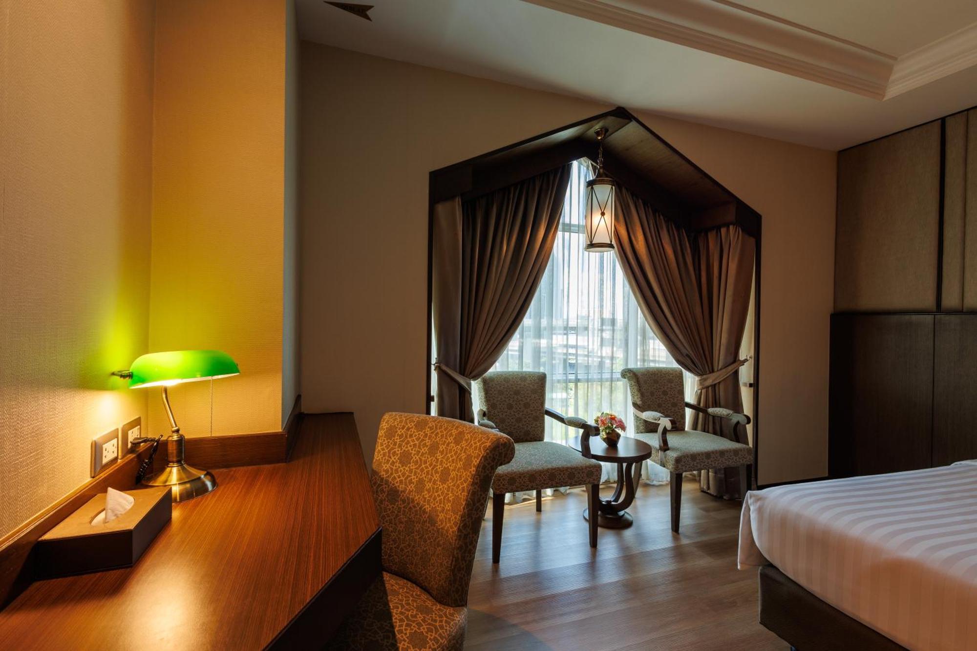 Superior Twin Room City View
