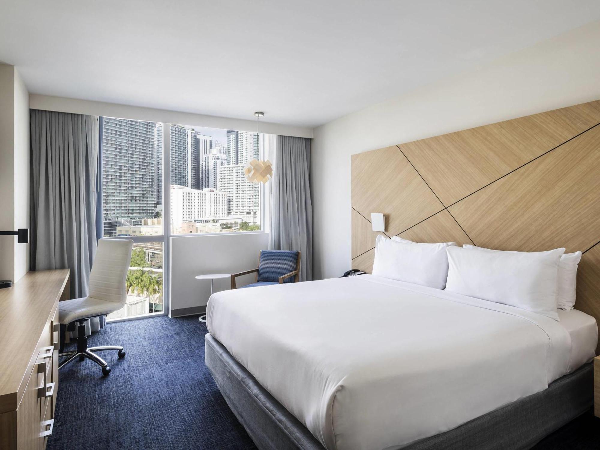 Superior King Room City Park View