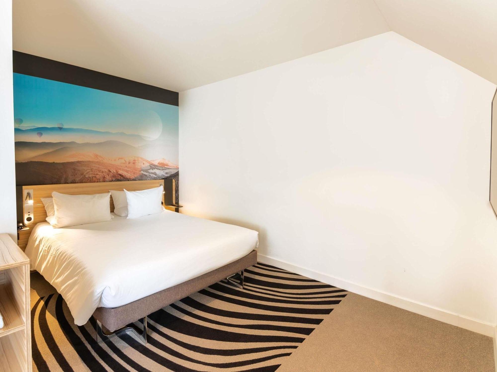 Executive Queen Suite