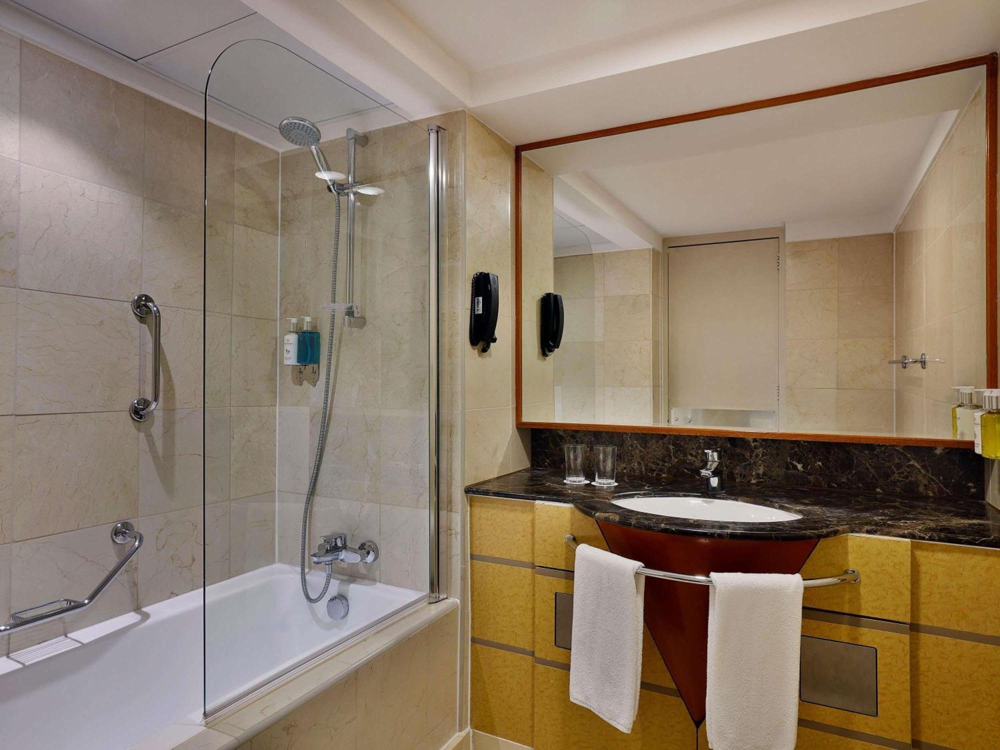 Signature Room