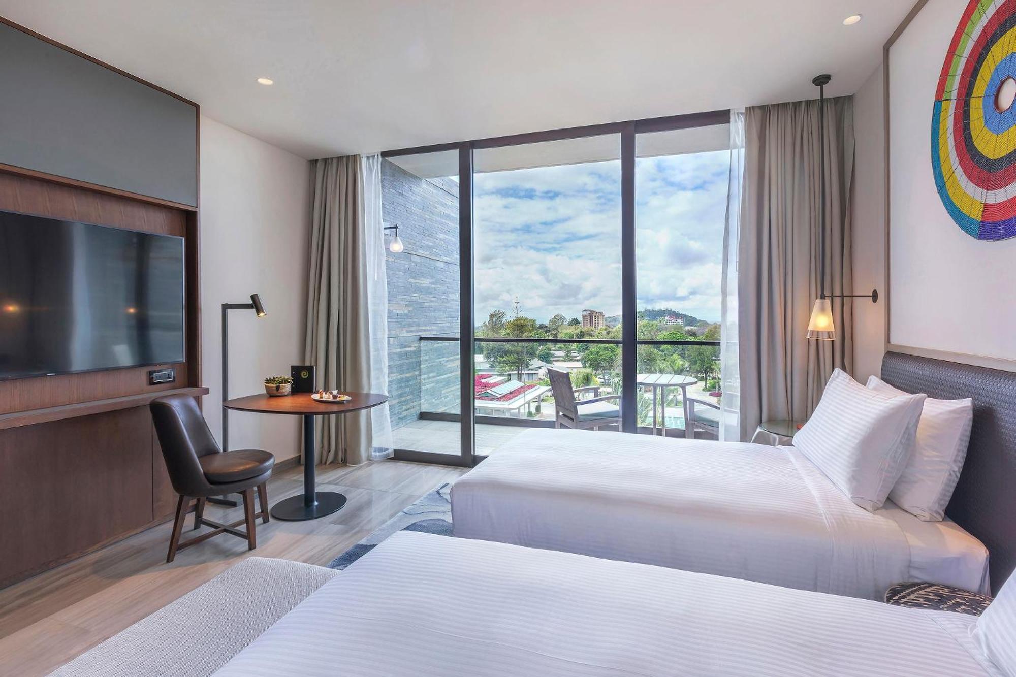 Deluxe Double Room City View