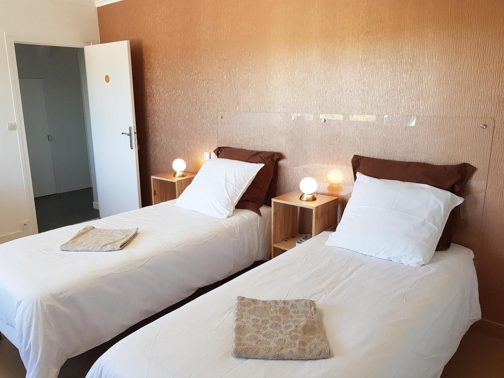 Large Double or Twin Room