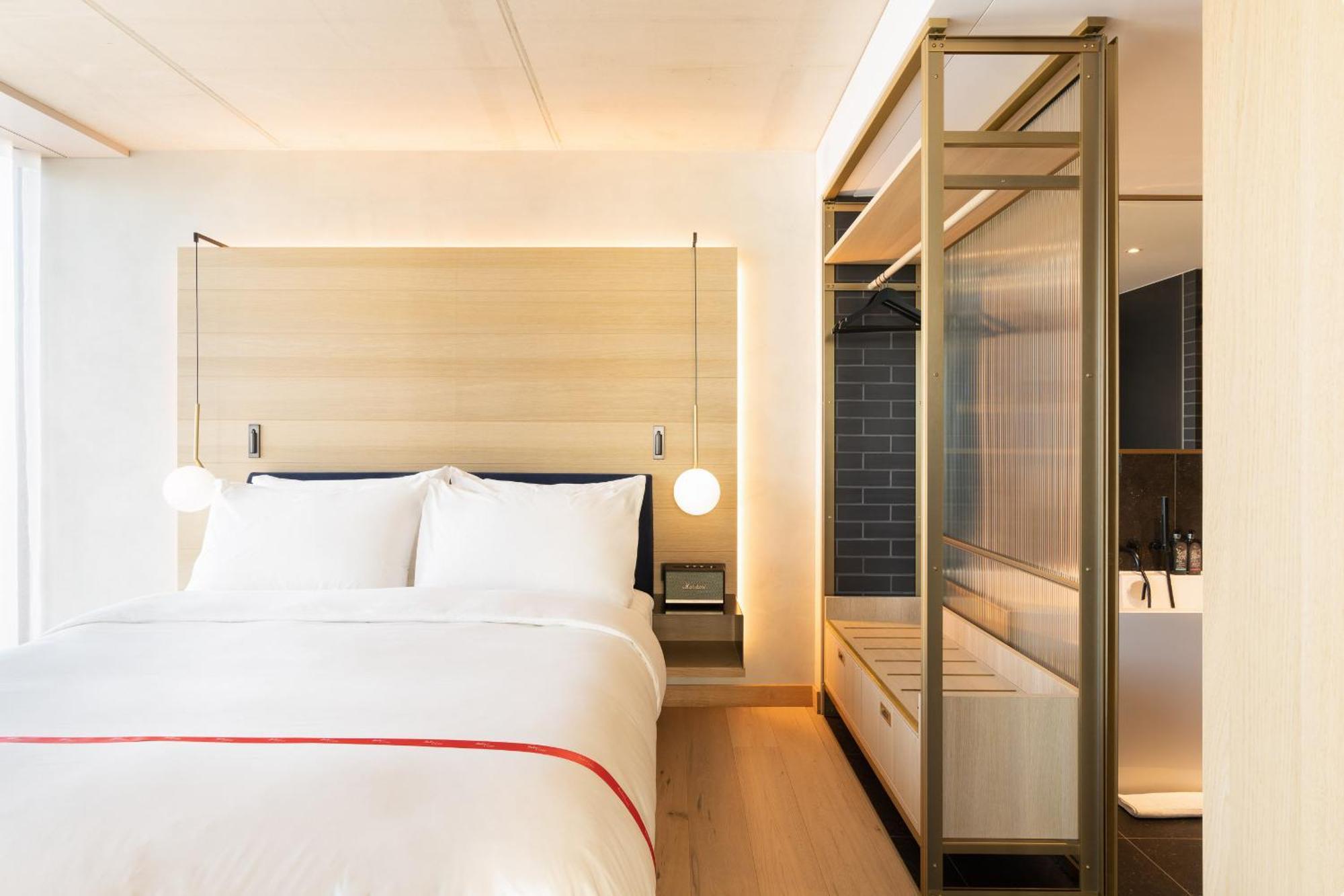 Wow Accessible Room