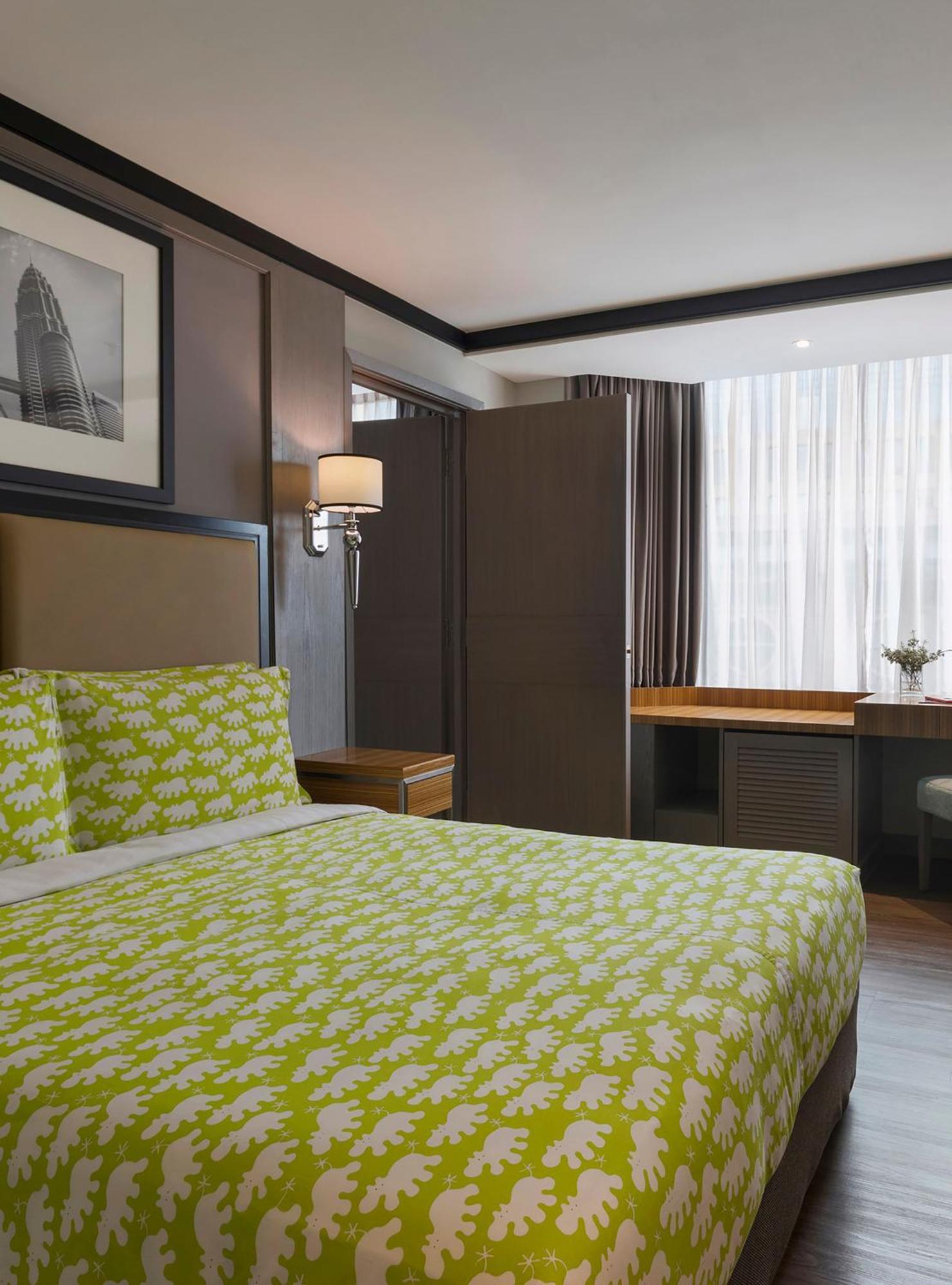 Family Room 2 Bedrooms