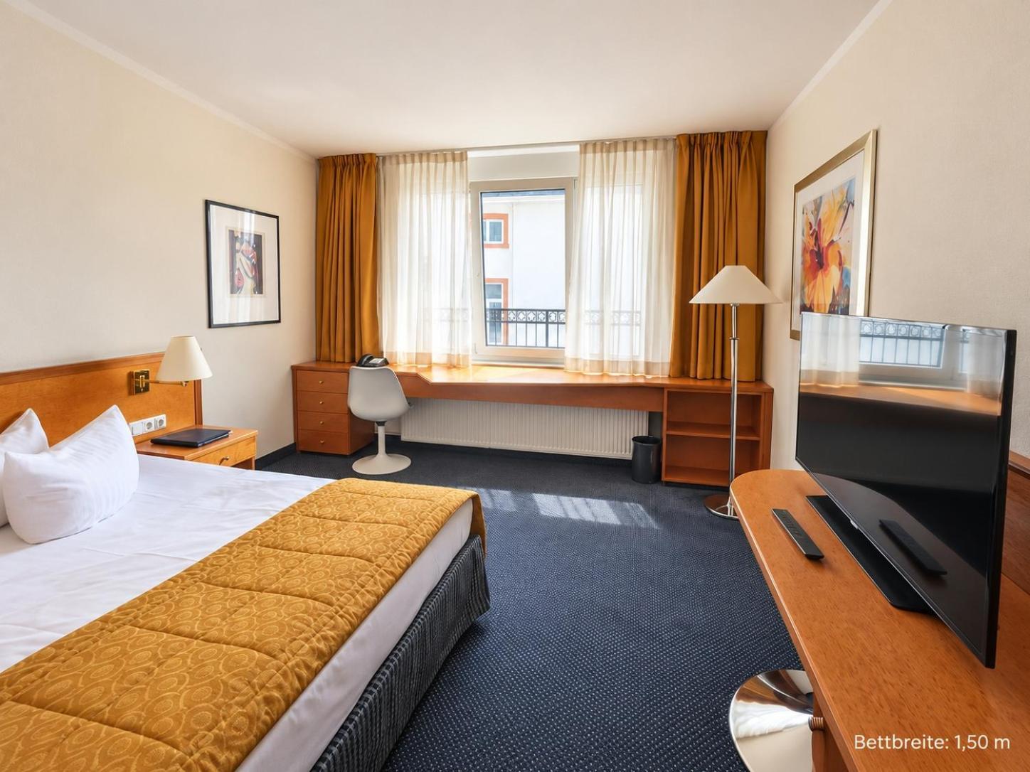 Classic Single Room