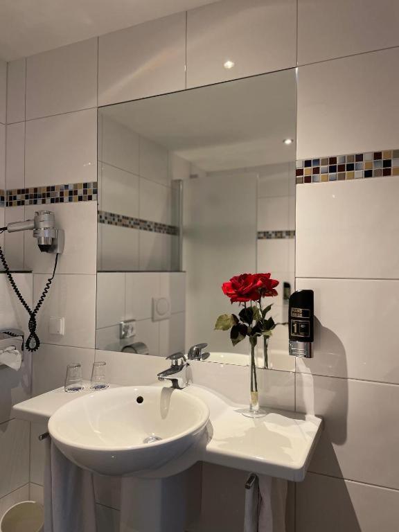 Classic Single Room