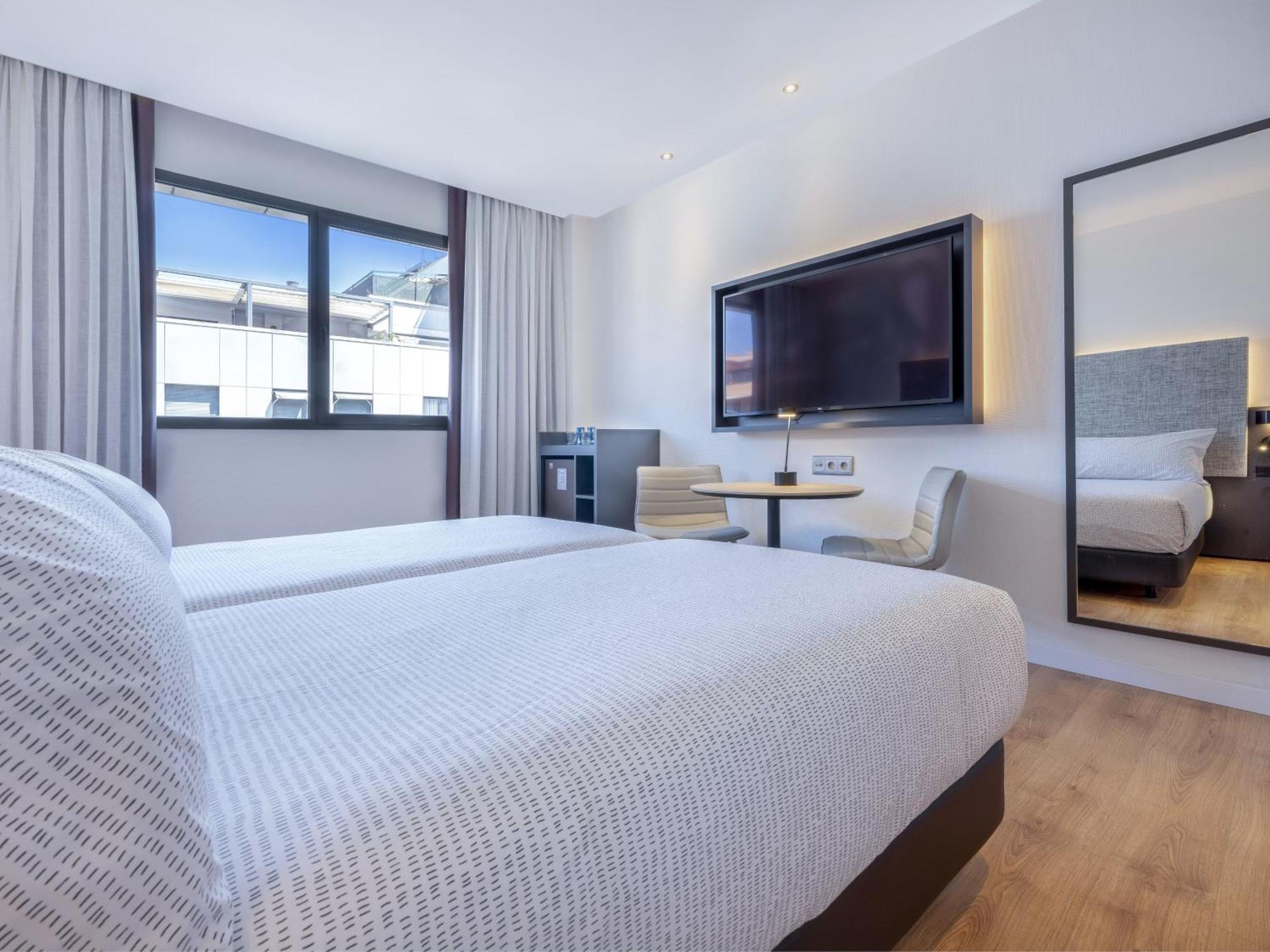 INNSIDE Room