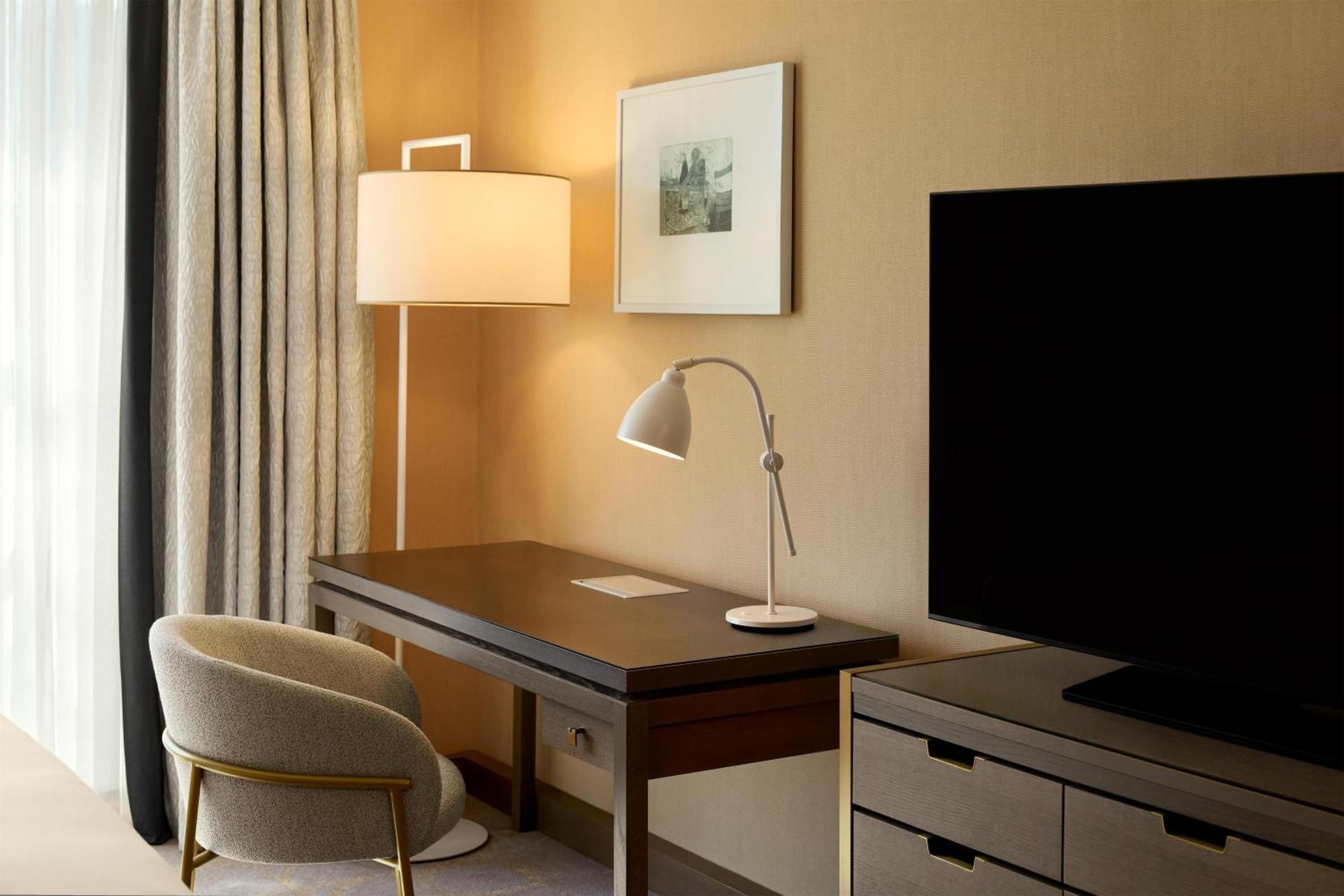 King Executive Room