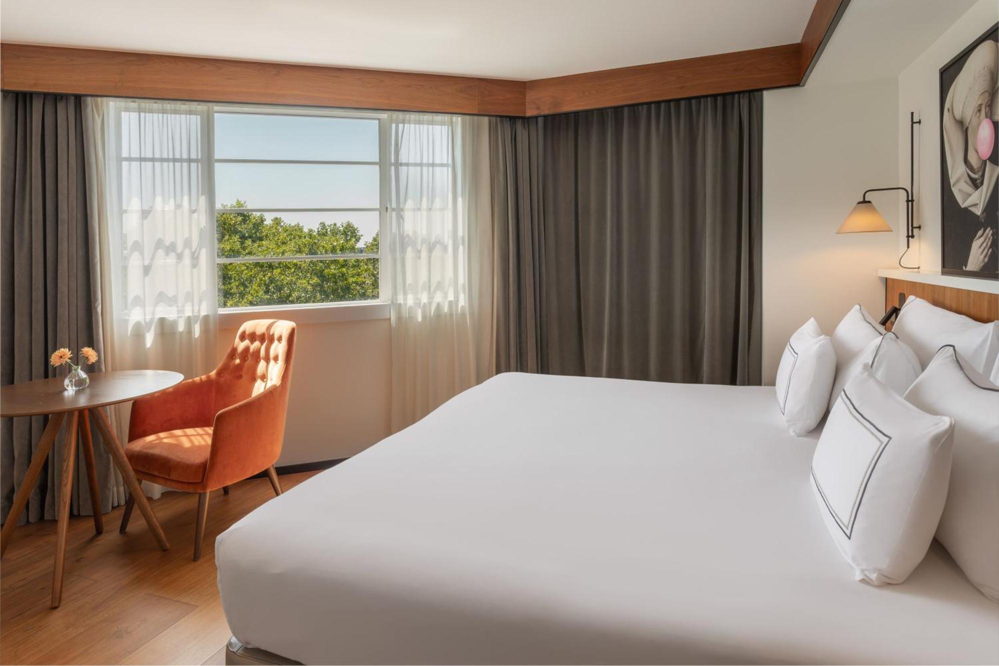 The Level Grand Premium Room Executive Lounge Access