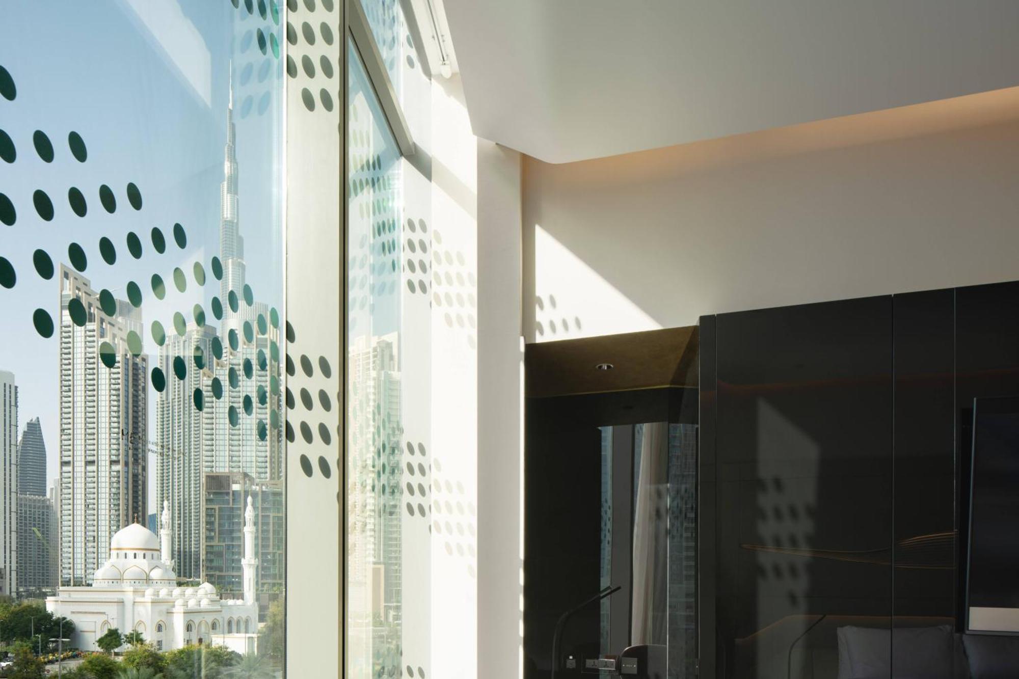 Deluxe Always ME Burj Khalifa View