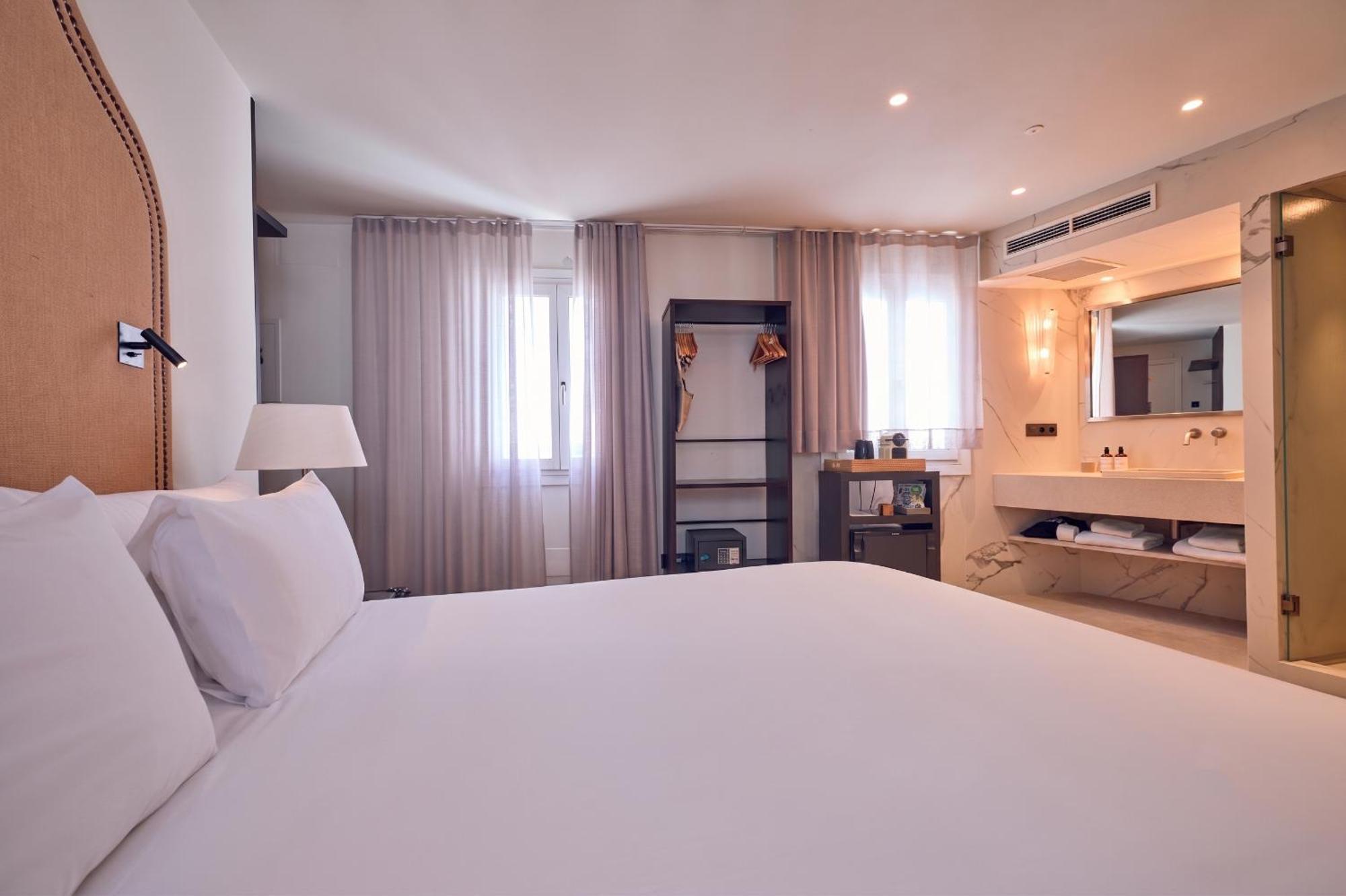 Flow Double Rooms