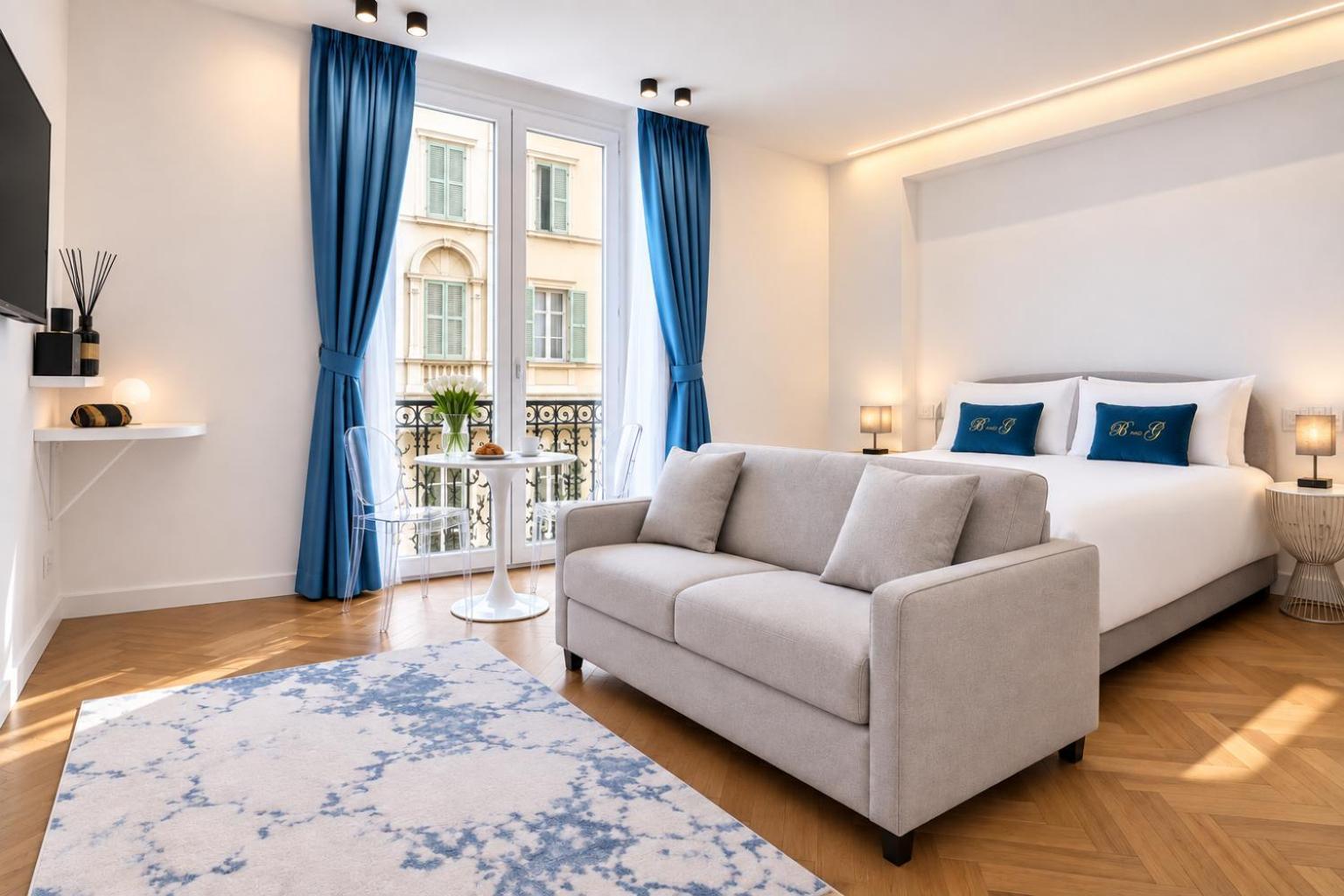 Deluxe King Room