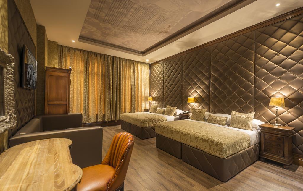 Luxury Studio (Sleeping 5)