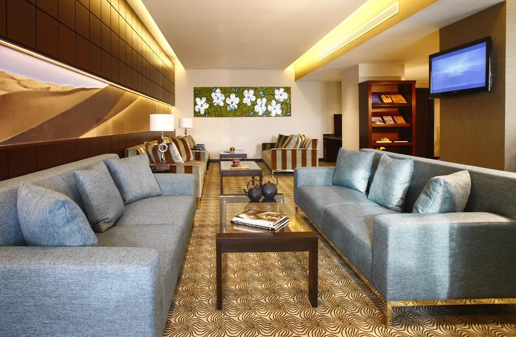 Traders Club Superior Twin Room with Lounge Access Including Happy Hours,1278616606:JPEG