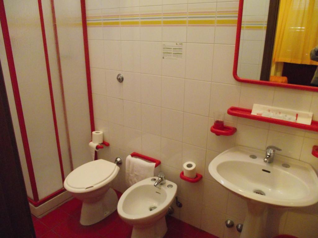 Quadruple Room Private Bathroom