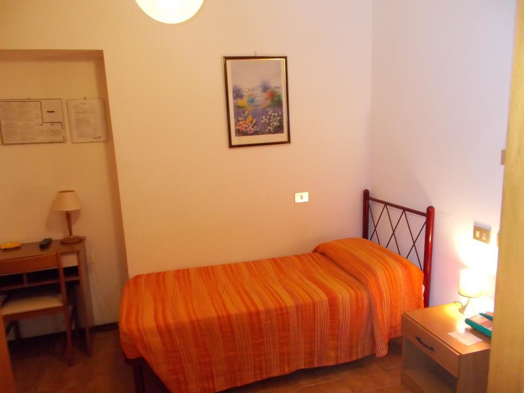 Single Room Bathroom