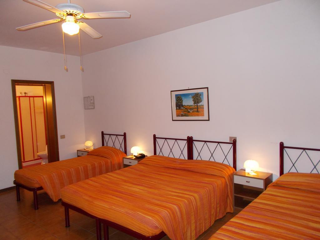 Quadruple Room Private Bathroom