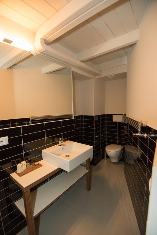 Triple Room Split Level