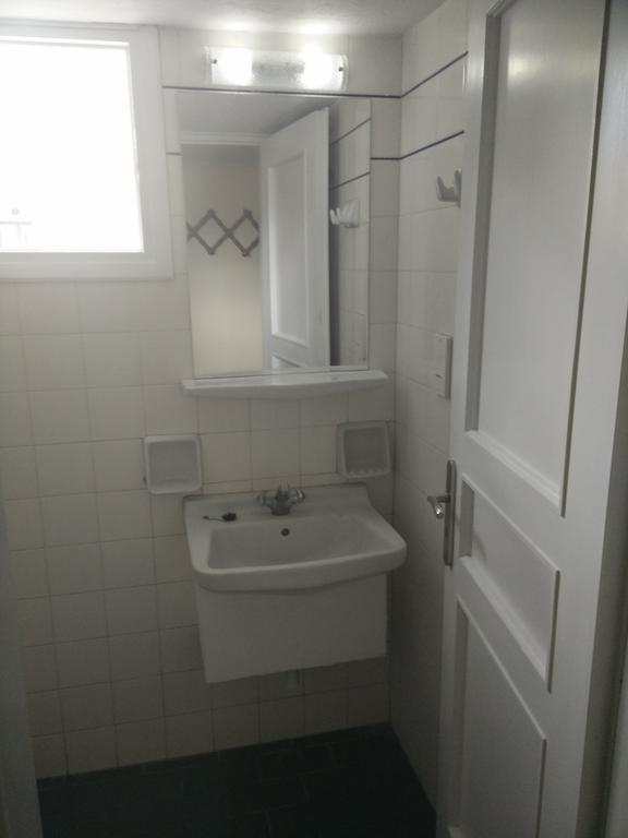 Two-Bedroom Apartment,307440236:JPEG