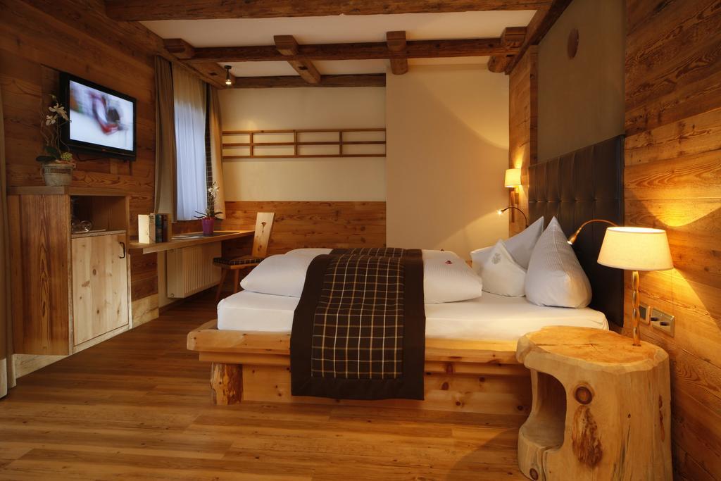 Superior Double Room Mountain View