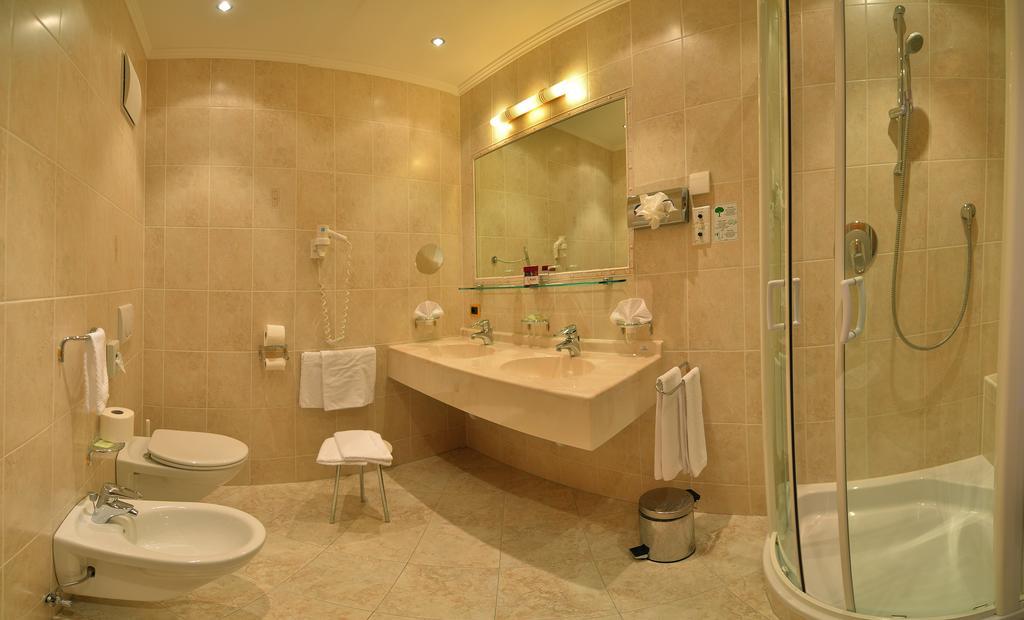 Superior Double Room Mountain View