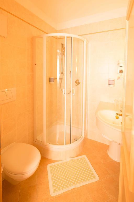 Standard Double Room,417051015:JPEG