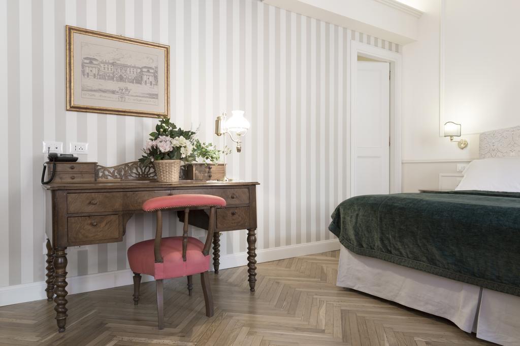 Deluxe Junior Suite