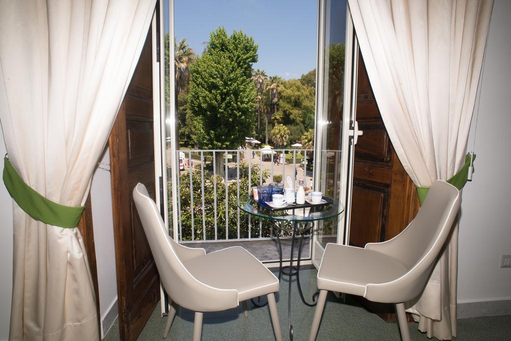 King Room Garden View
