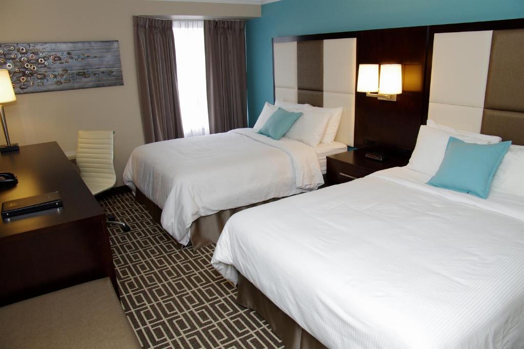 Queen Room Two Queen Beds