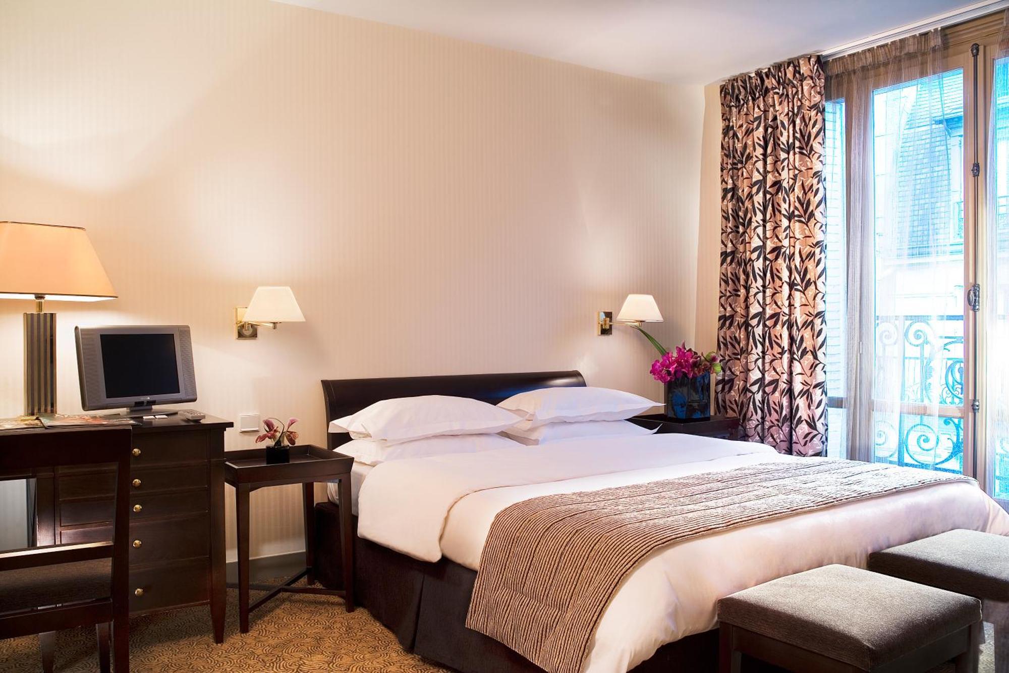 Classic Double Room