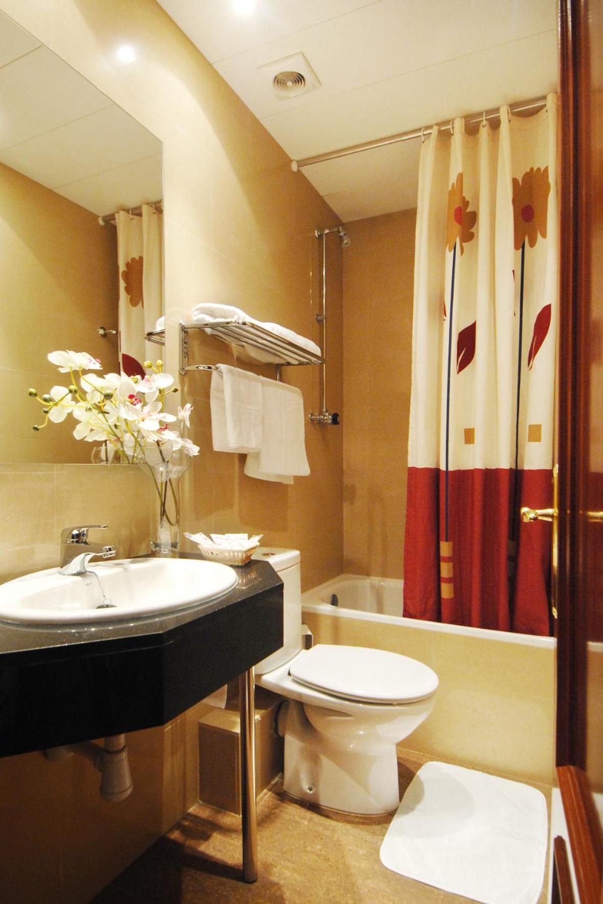Camera Quintupla con Bagno Privato