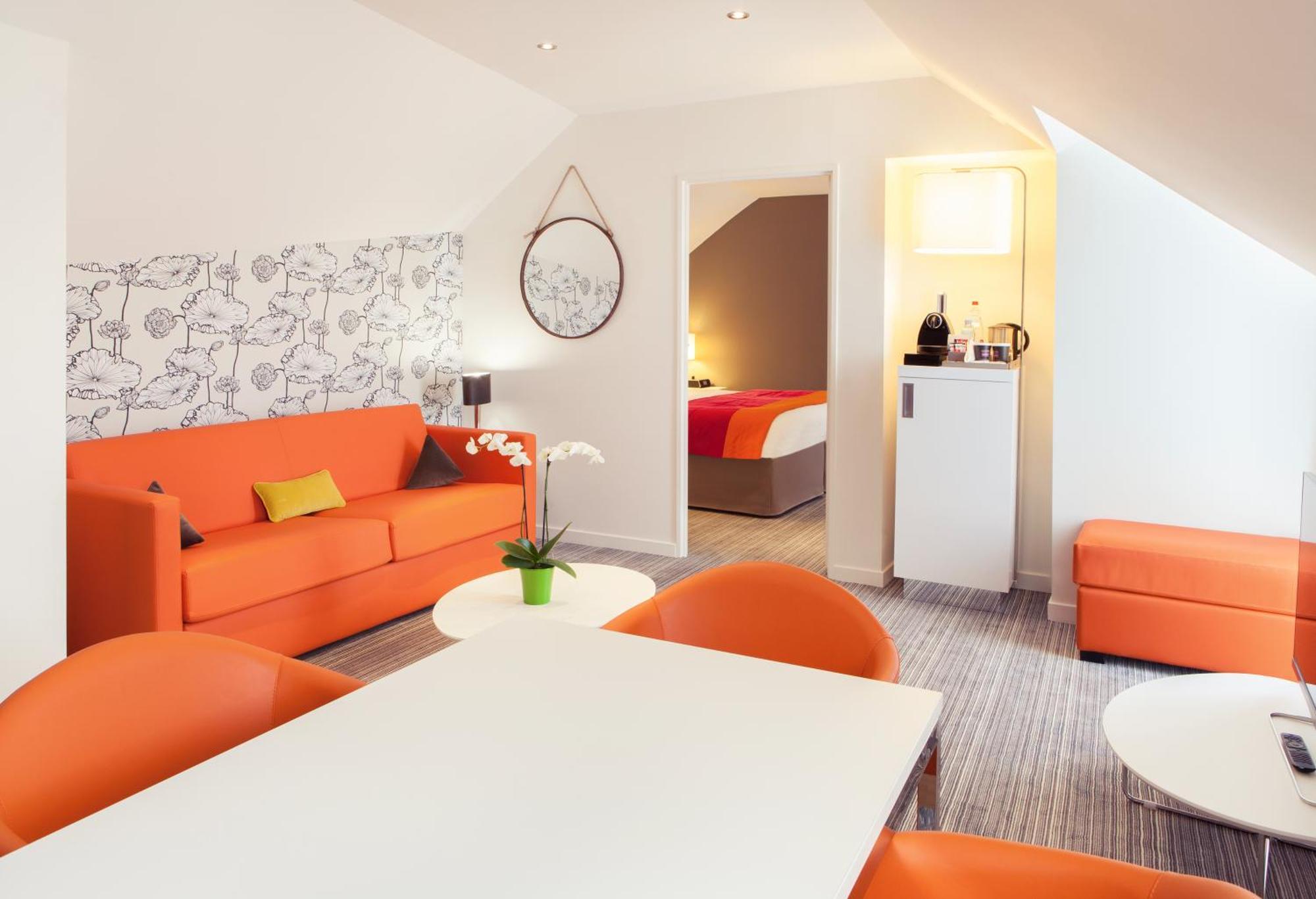 Executive Suite with Sofa Bed
