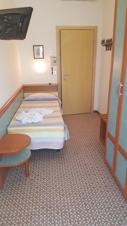Classic Single Room,1689860574:JPEG