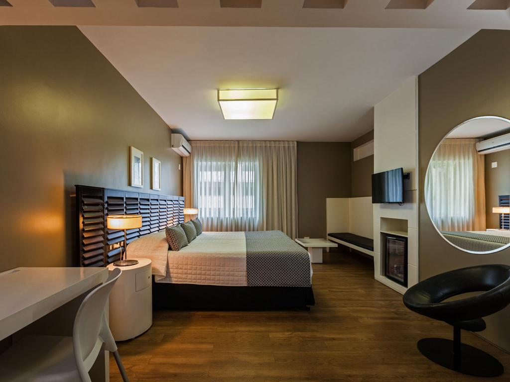 Executive Suite Double,1685060326:JPEG