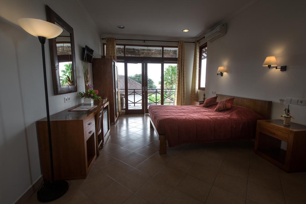 Superior Double Room Partial Ocean View