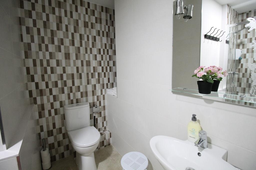 Camera Familiare con Bagno Privato