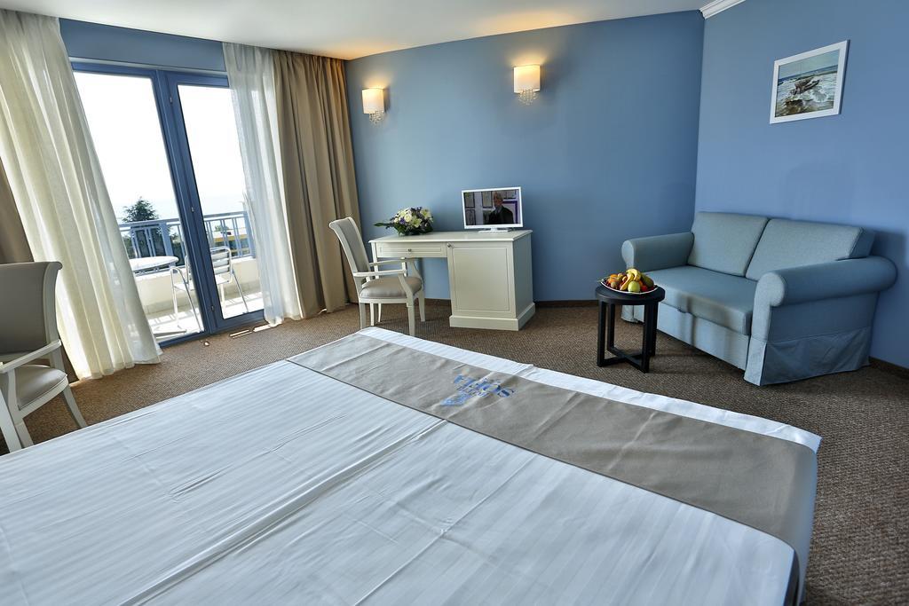 Appartement met 2 Slaapkamers en Uitzicht op Zee