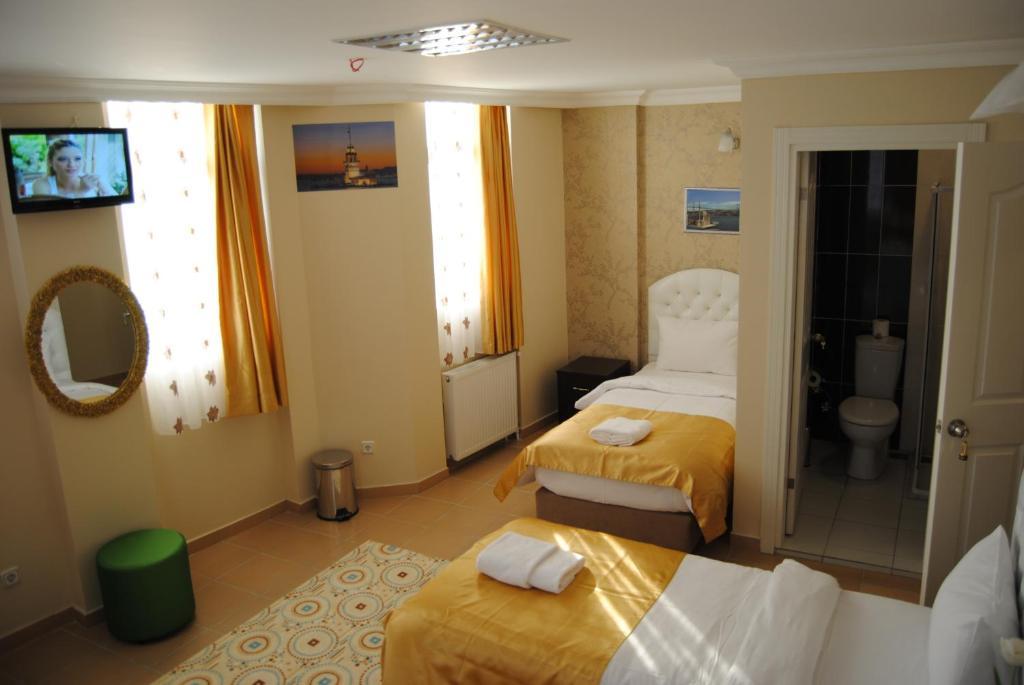 Standard Quadruple Room,39431455:JPEG