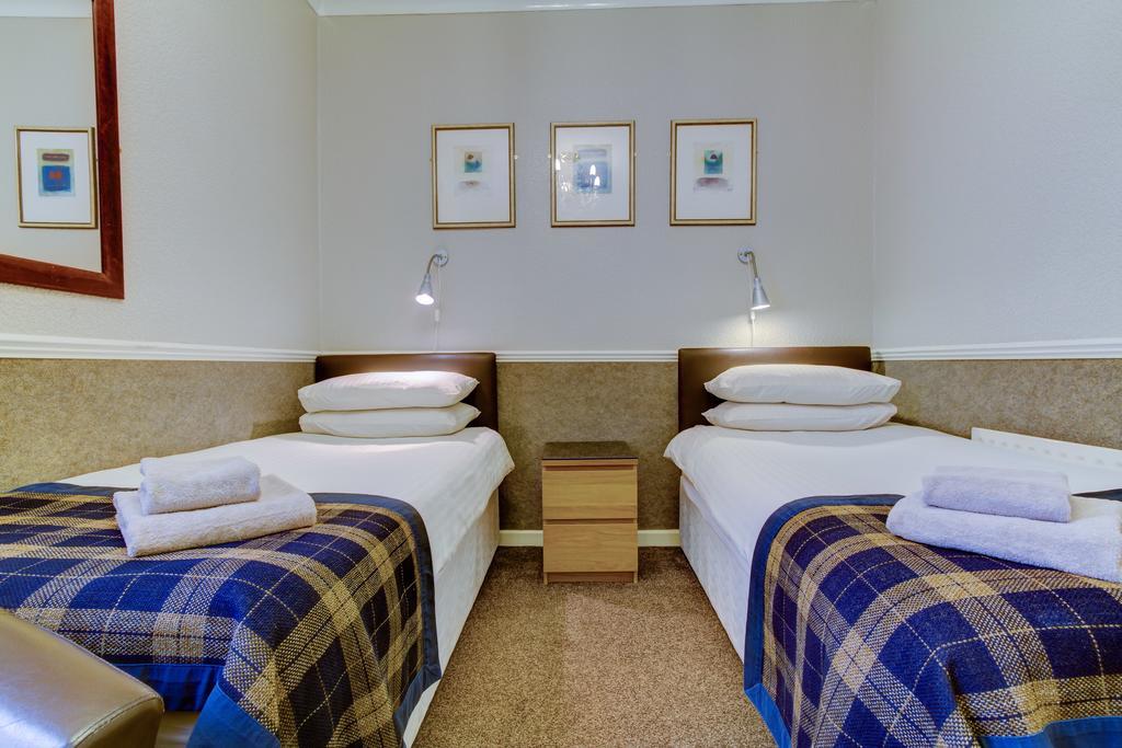 Twin Room,396286131:JPEG