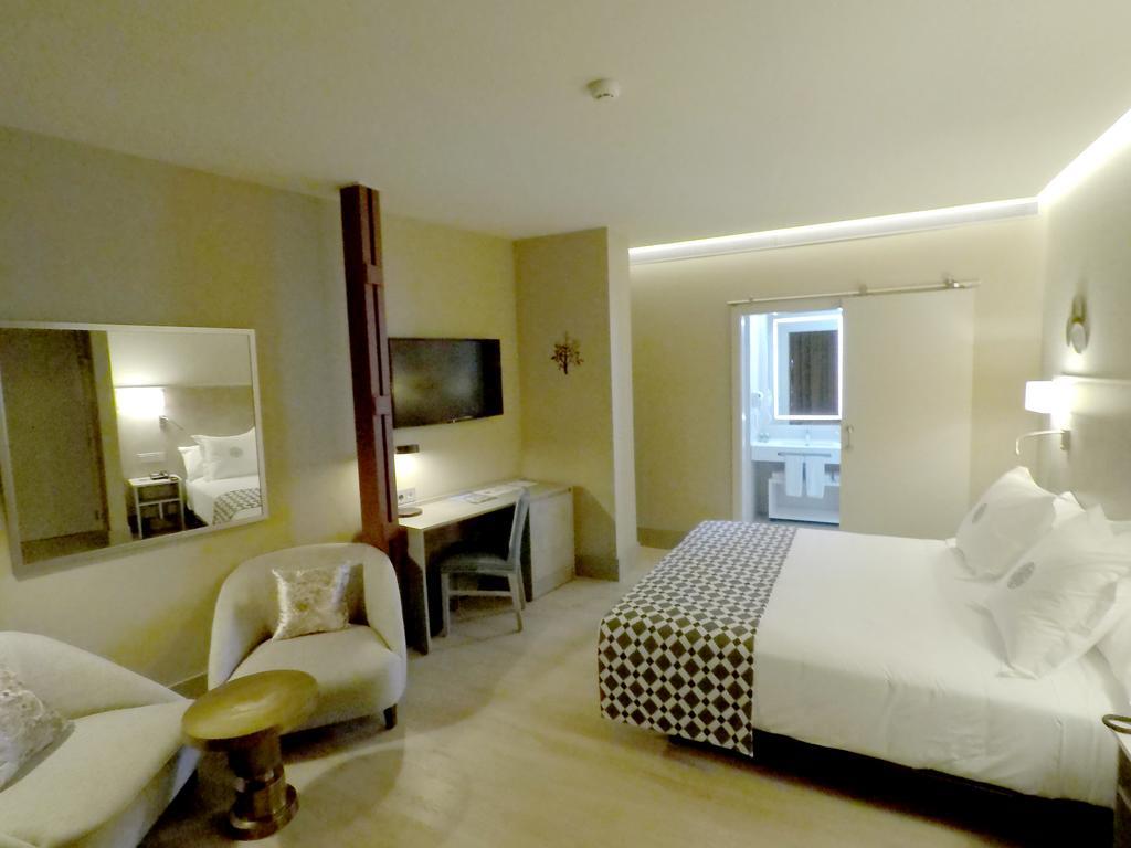 Deluxe Double or Twin Room Terrace