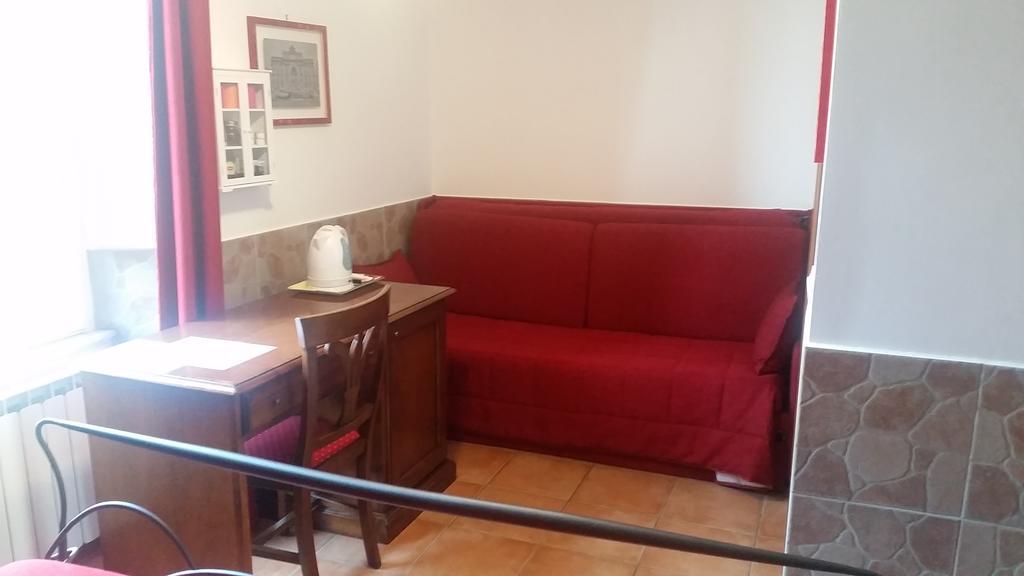 Driepersoonskamer met Badkamer