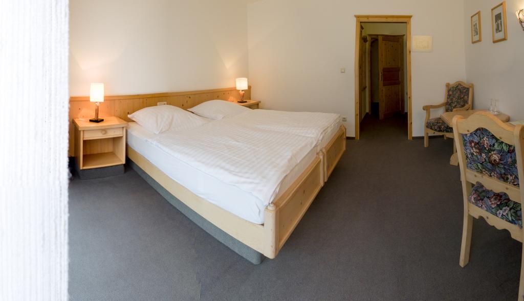 Double Room,424855536:JPEG