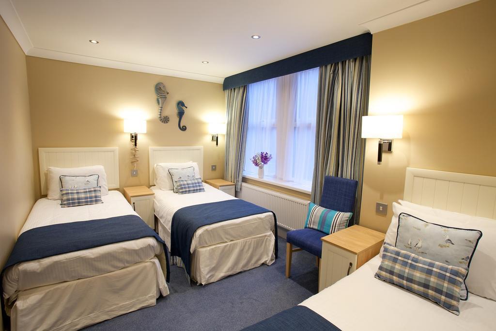 Beach House Triple Room
